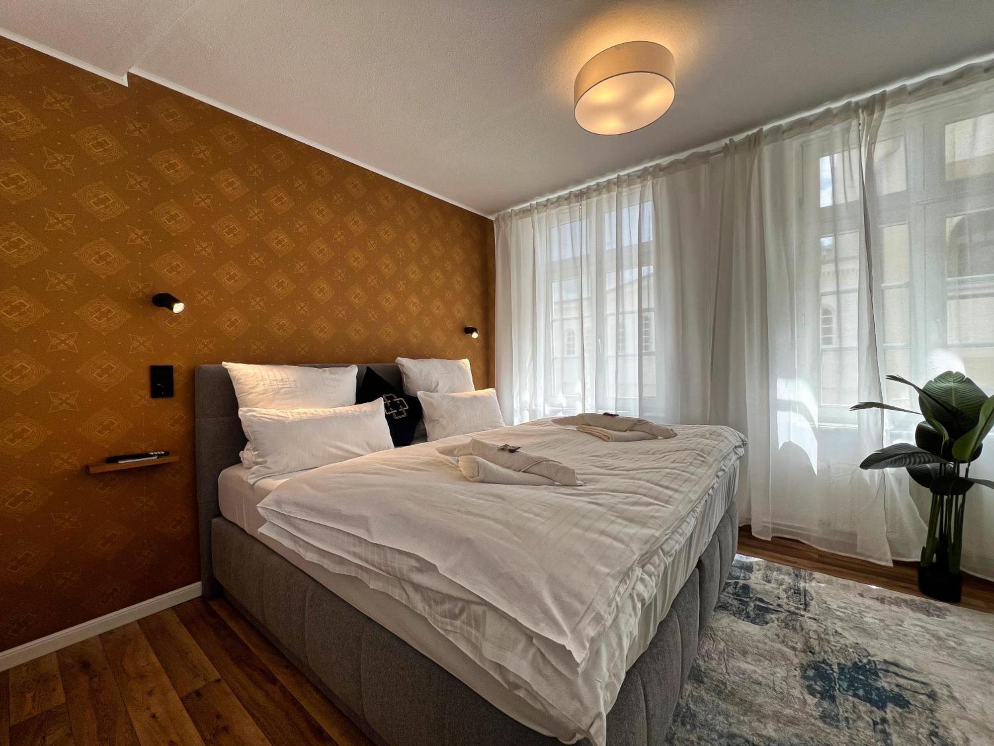Nr 3 Lichtdurchflutetes Apartment Am Historischen Marktplatz 66 Qm #Cosiness Company 23 Schwerin  Exterior foto