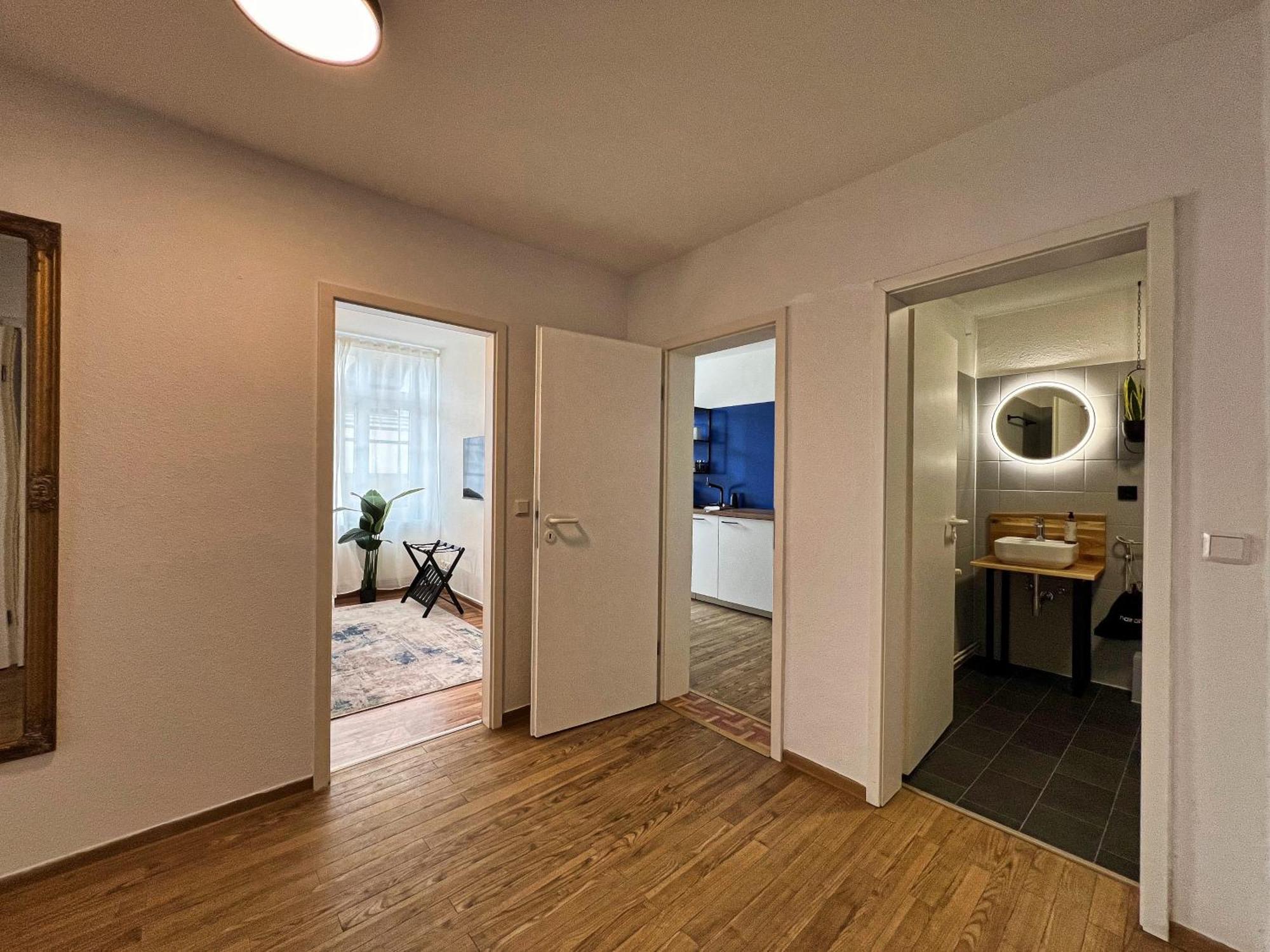 Nr 3 Lichtdurchflutetes Apartment Am Historischen Marktplatz 66 Qm #Cosiness Company 23 Schwerin  Exterior foto